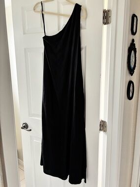 Black Linen One-Shoulder Women's Maxi Dress